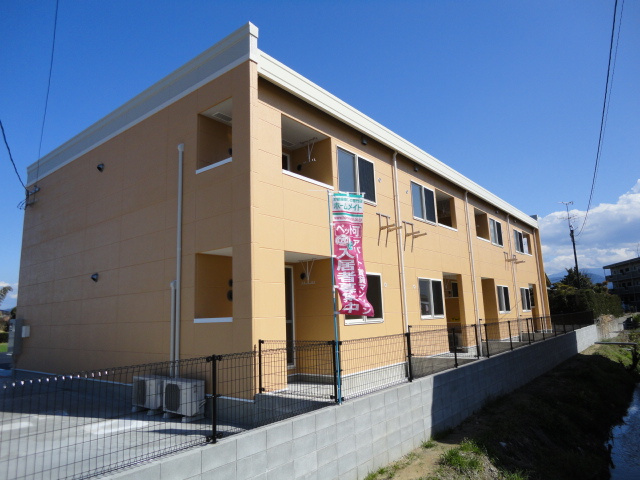 Ａｒｔ　Ｑｕｅｅｎの外観|外観写真（昼）