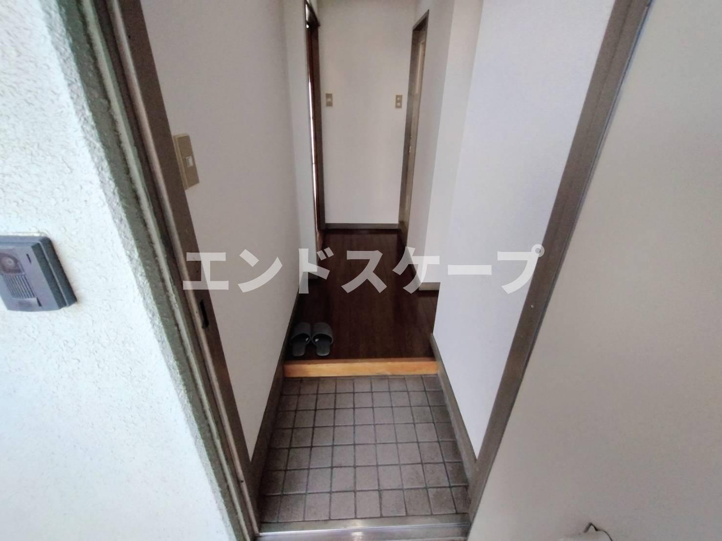 クリーンパレスの玄関|高崎、前橋エリアのお部屋探しはエンドスケープまで！お客様の理想お聞かせ下さい♪