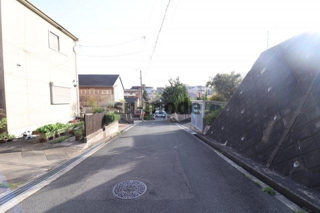 エクセル舞音の周辺