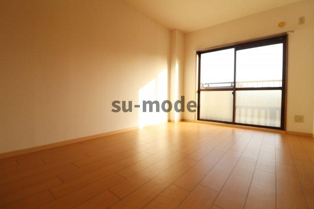 エクセル舞音の寝室