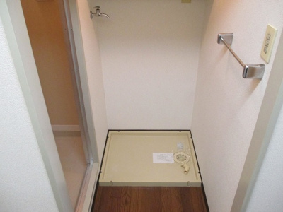 【内装】 | グランベイ豊新 | 室内洗濯機置き場です