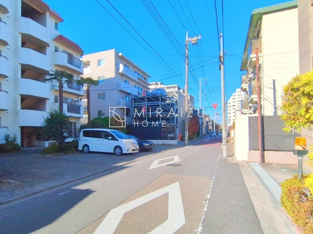 【外観】 | 暮らしやすさを考えたプランで快適な現地ロケーションを実現。安らぎに満たされる