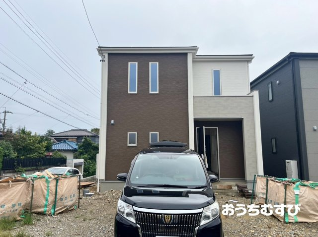 春日井市デザイナーズKuRuRi高森台（全2棟）の前面道路含む現地写真