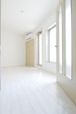 【洋室】 | カーサエルニ