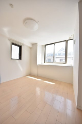 【内装】 | リア成育