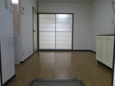 【居間・リビング】 | ロイヤルハイツB