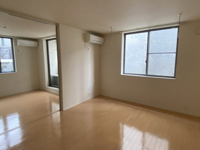 【居間・リビング】 | ソレイユコート