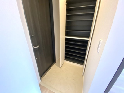 【玄関】 | ヴァンヴェール松原