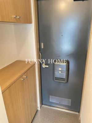 【玄関】 | ヴィラ・ヴェルディA棟