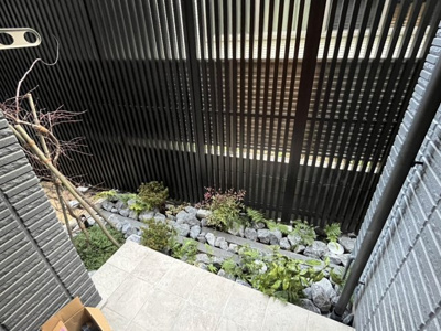 【庭】 | Breezemont学芸大学