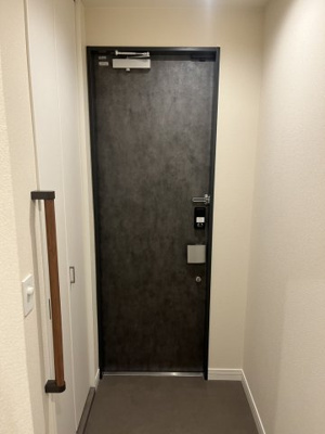 【玄関】 | Breezemont学芸大学