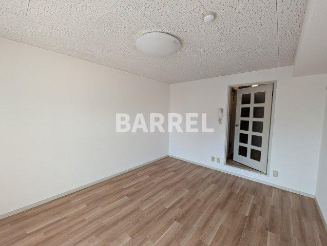 シラテック池田の居間・リビング