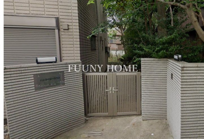 【エントランス】 | ハックベリーハウス