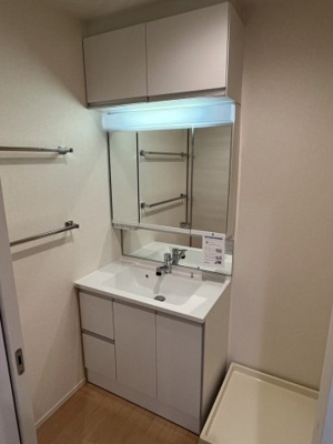 【独立洗面台】 | Rosy Residence Shirokane