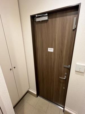 【玄関】 | Rosy Residence Shirokane