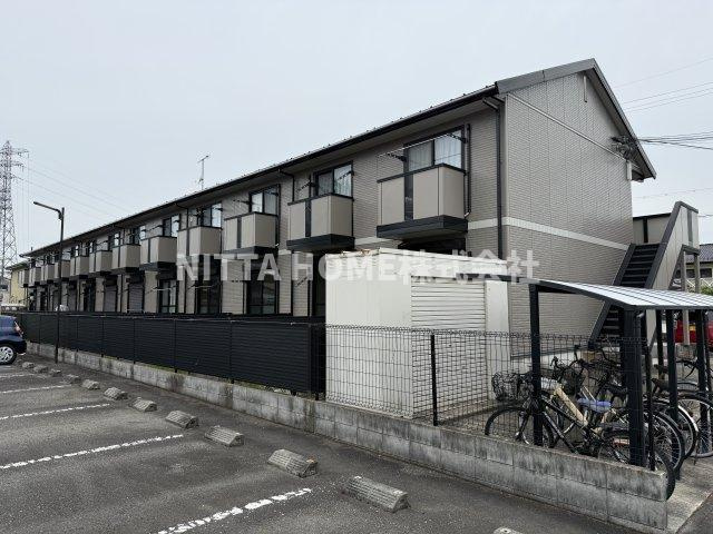 綾部市青野町西吉美前のアパート