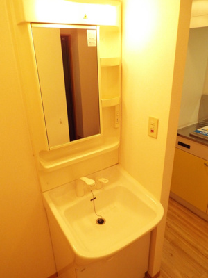 【洗面所】 | ヴィラⅡ | 洗髪洗面化粧台