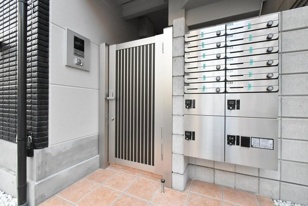 グランクオール大島のエントランス