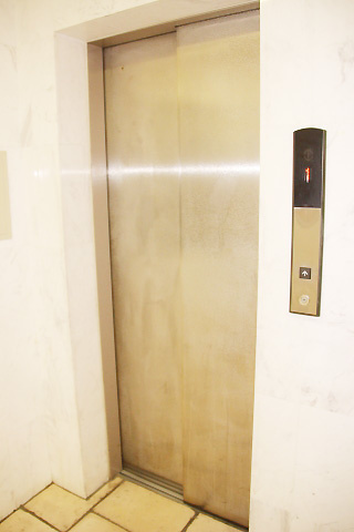 フェニックス北新宿エルミタージュのその他共用部分|エレベーター☆
