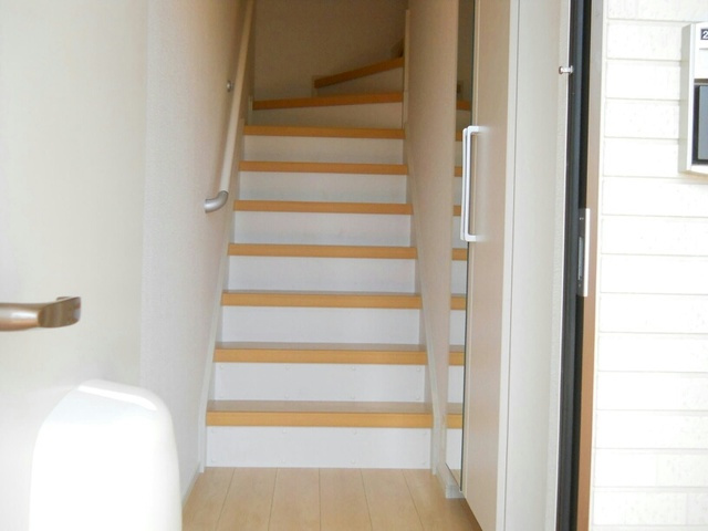 ラコルタⅡの玄関