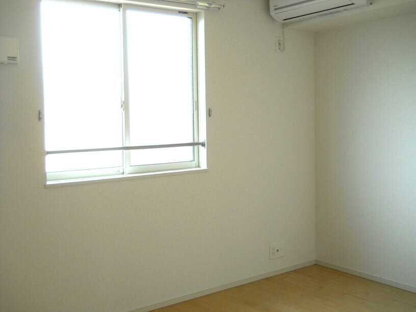 ラコルタⅡの洋室