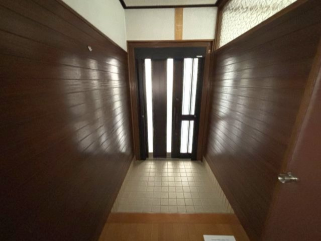 篠原本町4丁目戸建の玄関