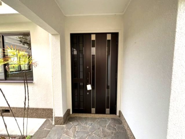 篠原本町4丁目戸建のエントランス