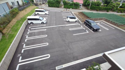 【駐車場】 | Grand Felicia | 平置き駐車場
