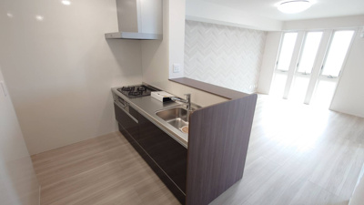 【キッチン】 | Grand Felicia | システムカウンターキッチン　三個口コンロ　グリル付き