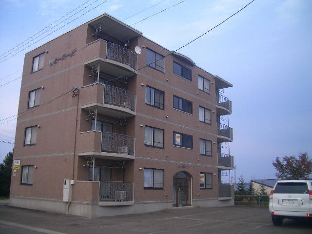 ヒーローズの外観