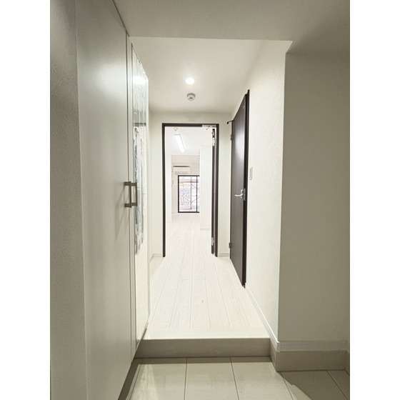 熊本市中央区水前寺１丁目の賃貸マンションの玄関