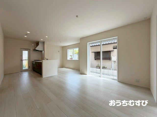 春日井市高森台６丁目(全2棟)の居間・リビング