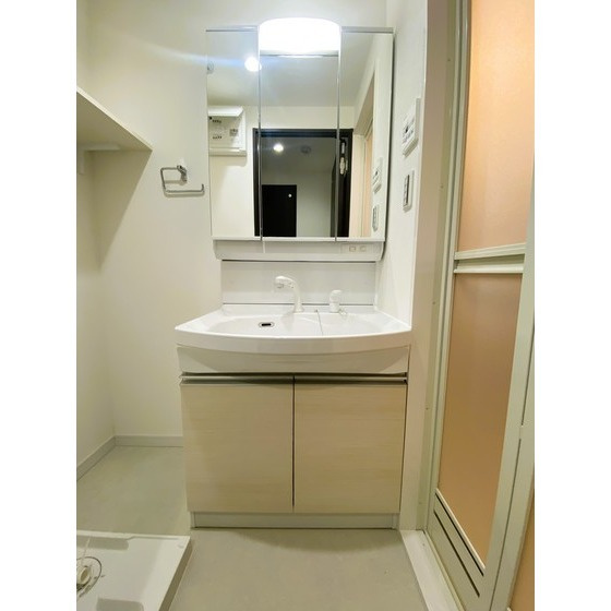 LIBTH新水前寺の独立洗面台