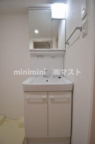 Y＆Rino　Residenceの洗面所