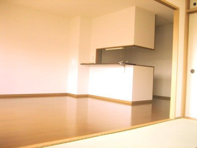 福岡市東区若宮４丁目の賃貸マンションの寝室