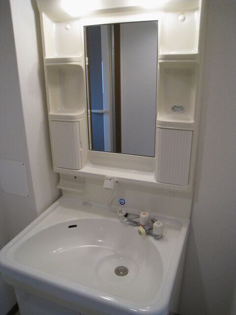 福岡市東区若宮４丁目の賃貸マンションの洗面所