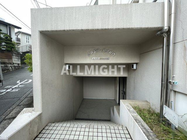 川崎市多摩区生田６丁目の賃貸マンションのエントランス|★お部屋探しはオールマイト不動産までご相談下さい♪