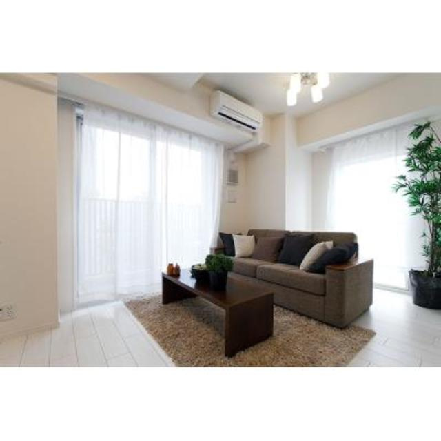 マスターズコート北品川の居間・リビング|※写真は同タイプ住戸です。