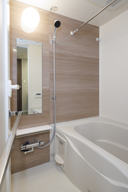 ビエラコート日本橋久松町の浴室|※写真は同タイプ住戸です。