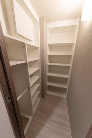 プラウドフラット浅草アベニューの収納|Aタイプ玄関収納