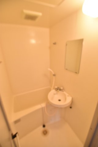 大阪市城東区野江２丁目の賃貸マンションの独立洗面台