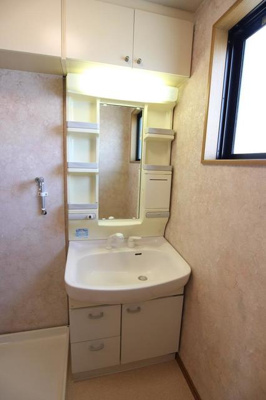 【洗面所】 | コンフォート | 忙しい朝には欠かせない洗面所です