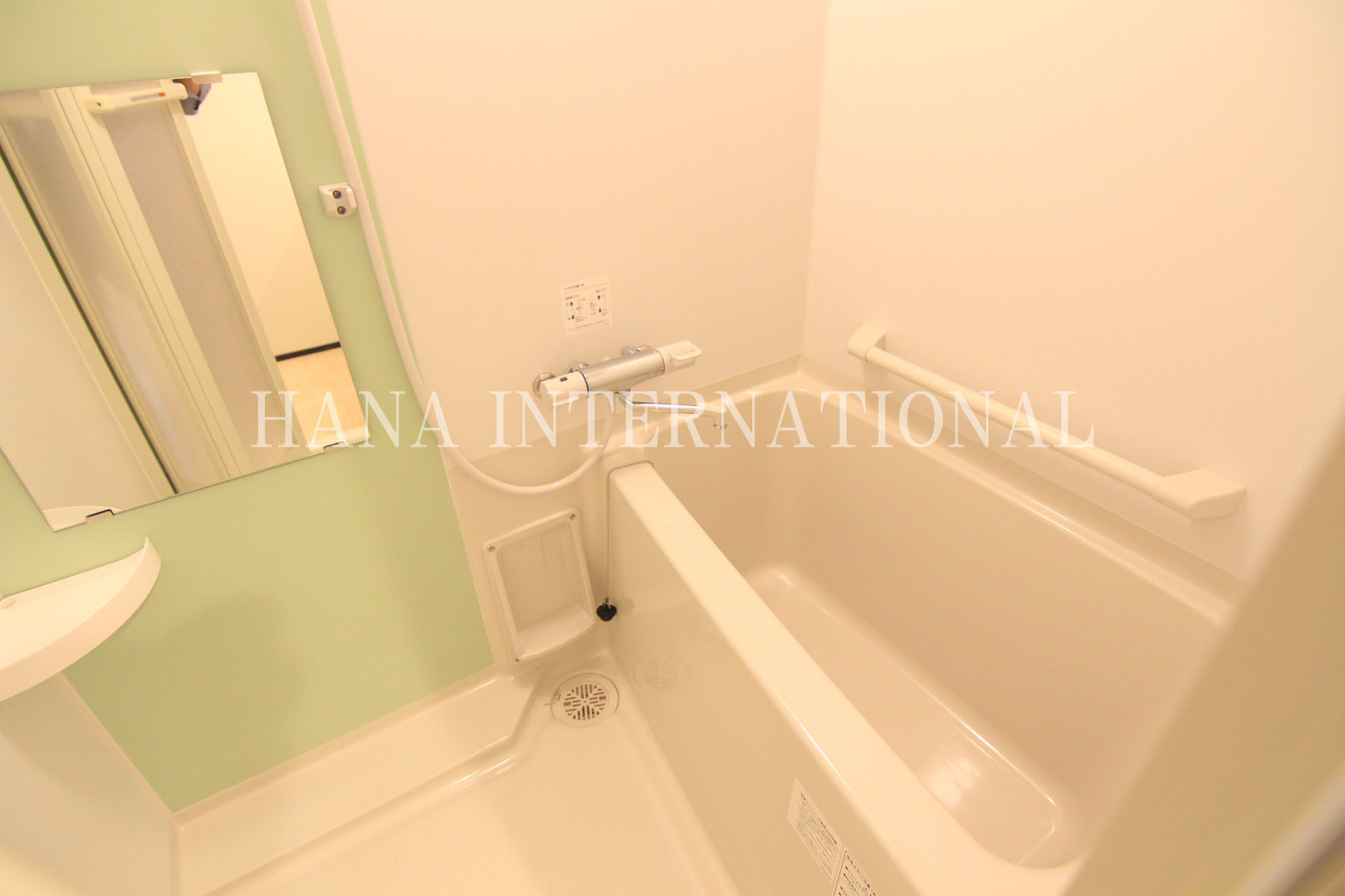 レオネクストクレストタウンＥの浴室|反転タイプ