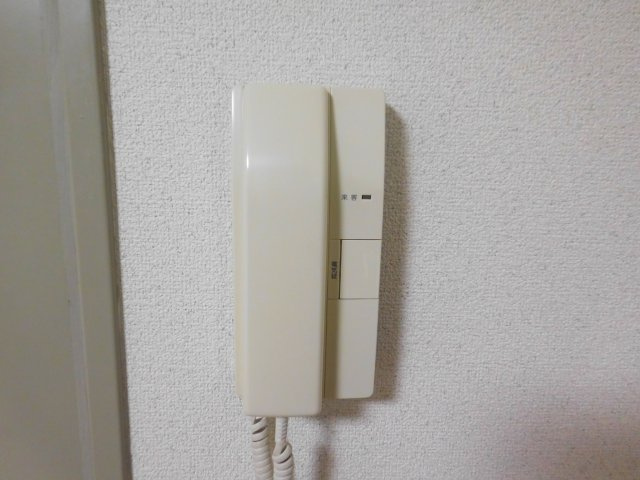 ドロメンスカセ三番館のセキュリティ