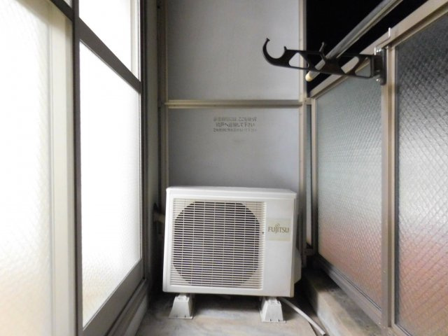 ドロメンスカセ三番館のバルコニー