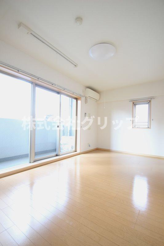 グラン　サージュ　コヤスの洋室