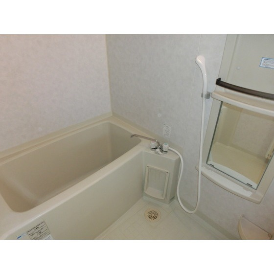 熊本市中央区国府本町の賃貸マンションの浴室