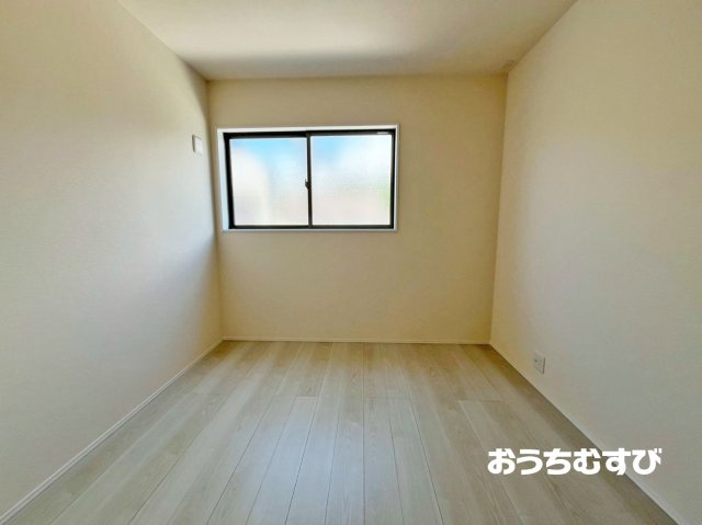 春日井市高森台5丁目(全2棟)の洋室