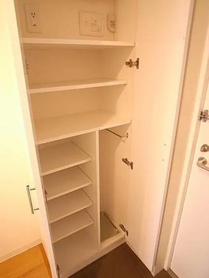 【玄関】 | クレインアパートメンツ