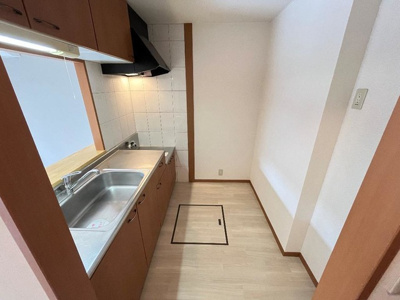 【キッチン】 | グレイスヴィラ | 吊り戸棚付キッチン